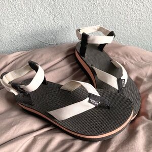 Teva platform thong sandals, women's 10